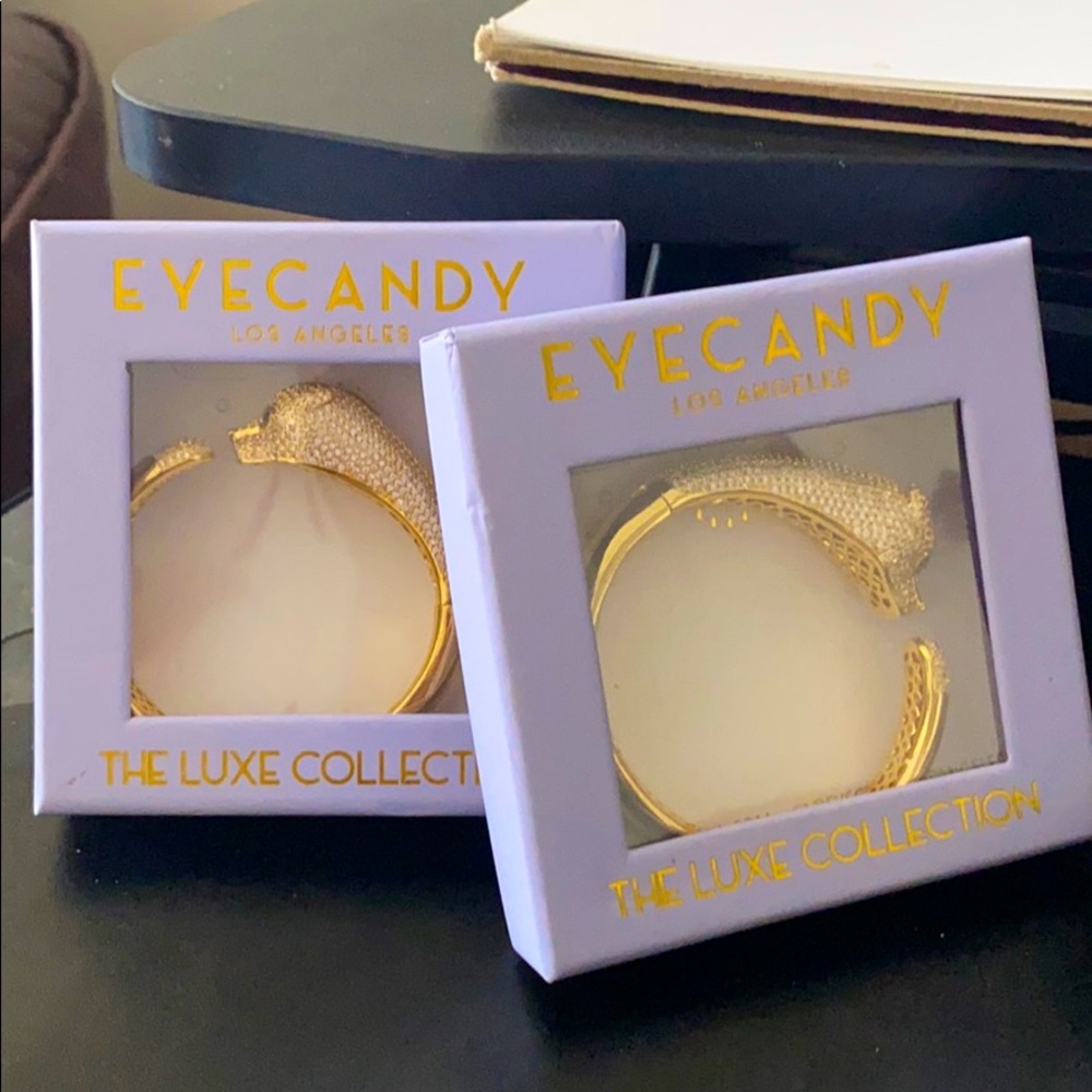 Eye Candy Luxe Collection Gold Emerald Jaguar Cuff
